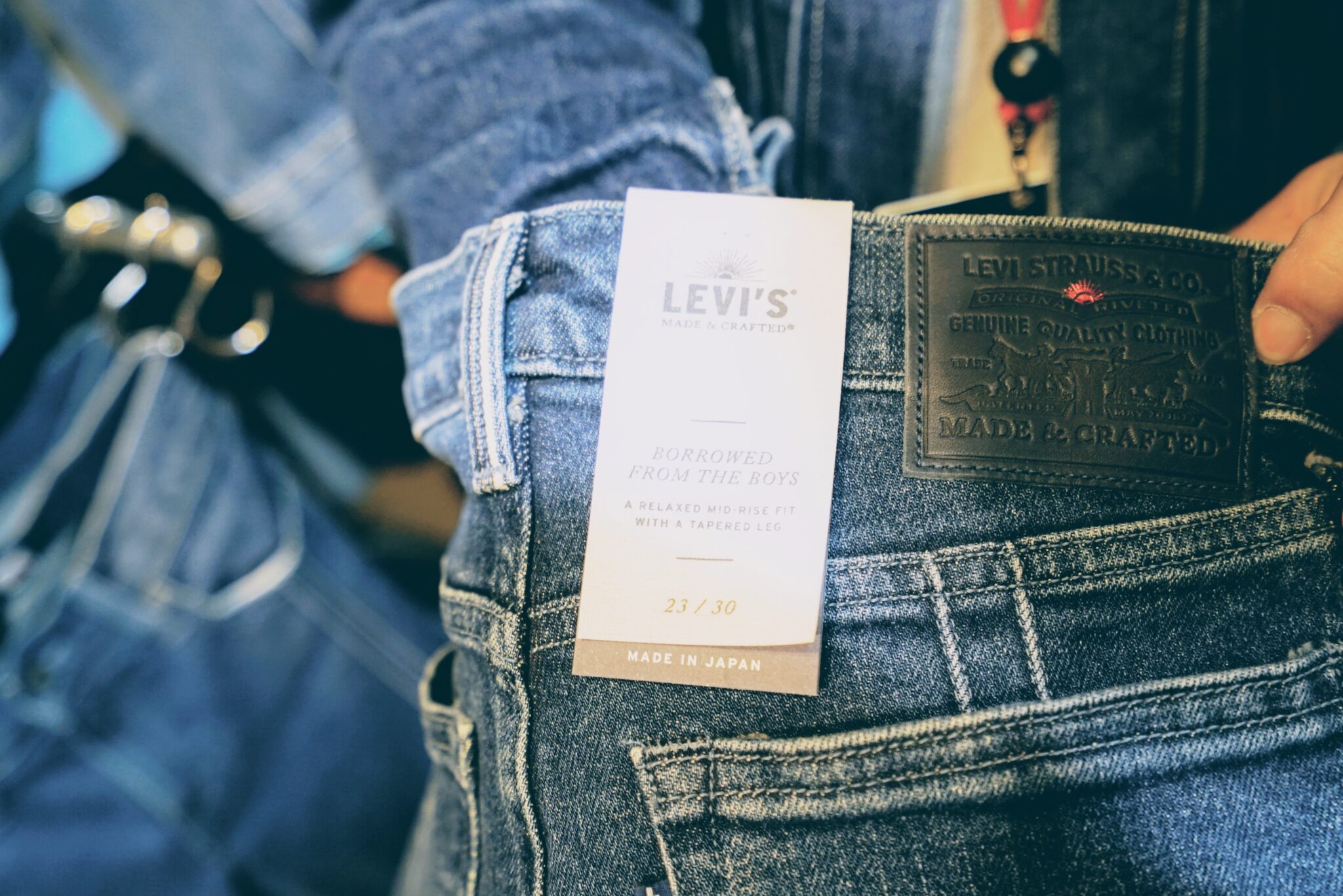 アウトレット販売 LEVI'S リーバイス看板 電飾看板 古着屋 カフェなど ...